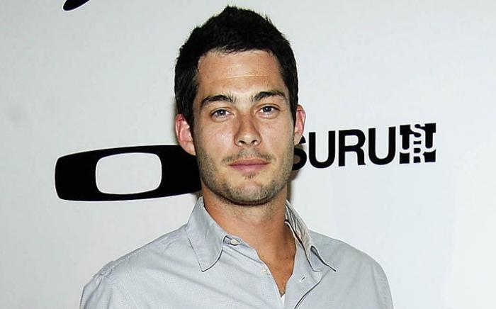 Brian Hallisay. 